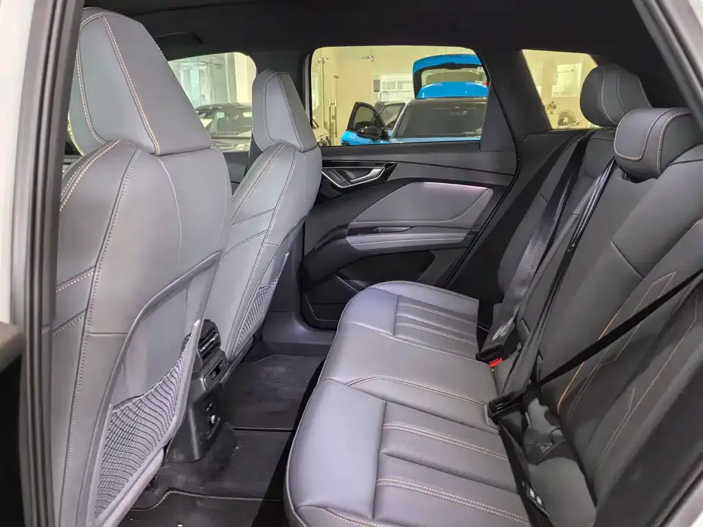 Audi Q4 e-tron 2024 из CN, фото 7