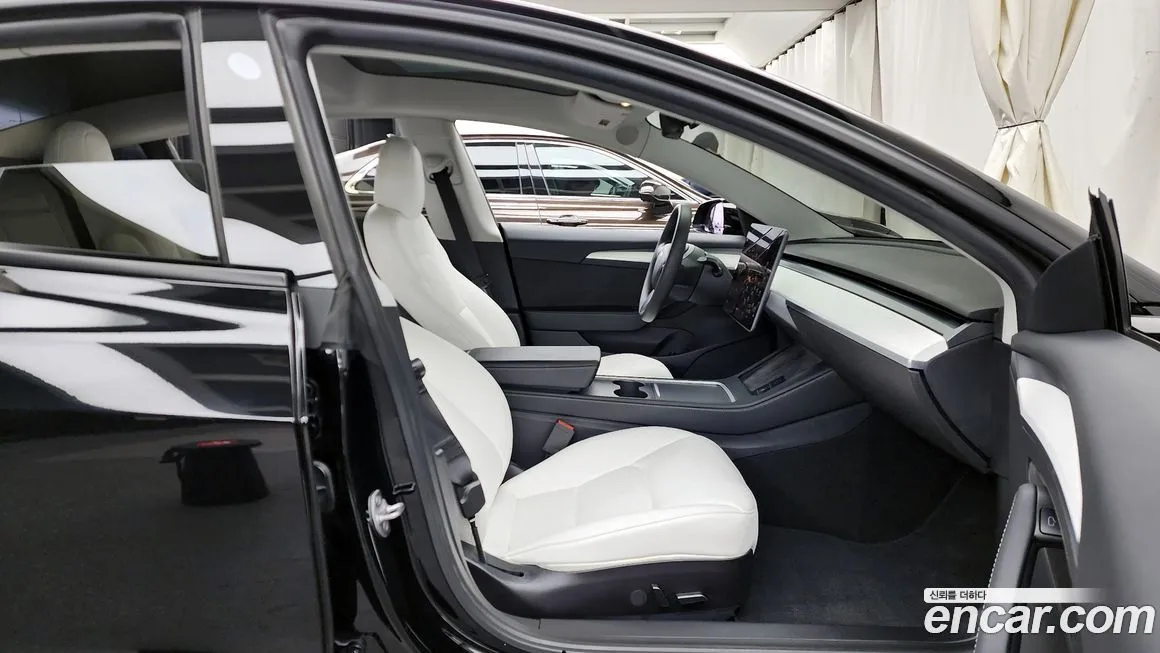 Tesla Model 3 2021 из KR, фото 3