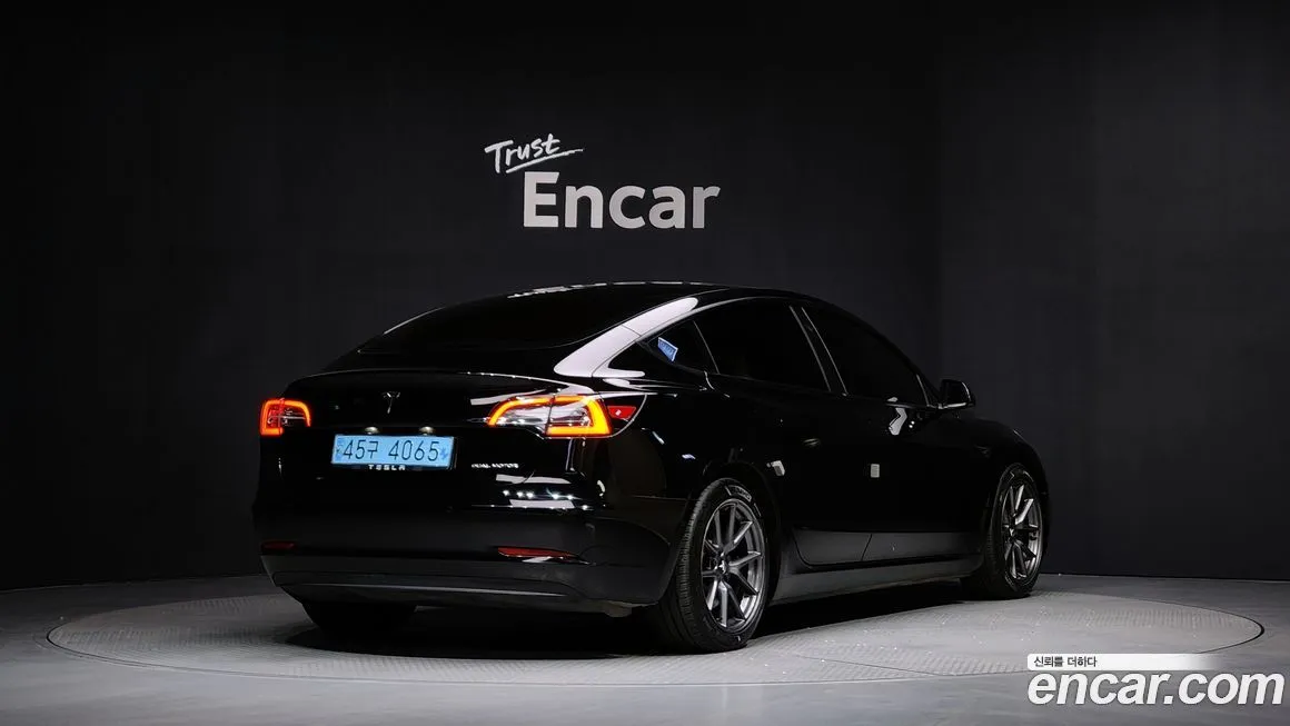 Tesla Model 3 2021 из KR, фото 5