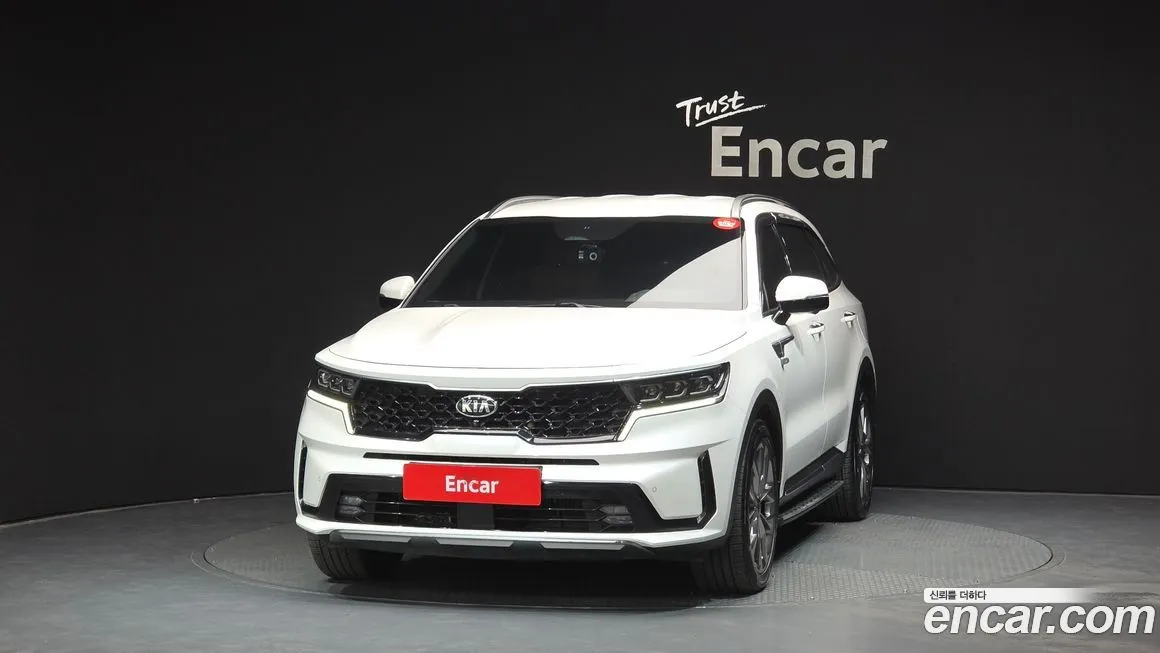 Kia Sorento — фото 6