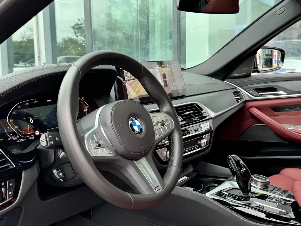BMW 5 Series 2023 из CN, фото 2