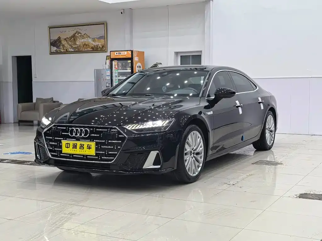 Audi A7L 2023 из CN, фото 1