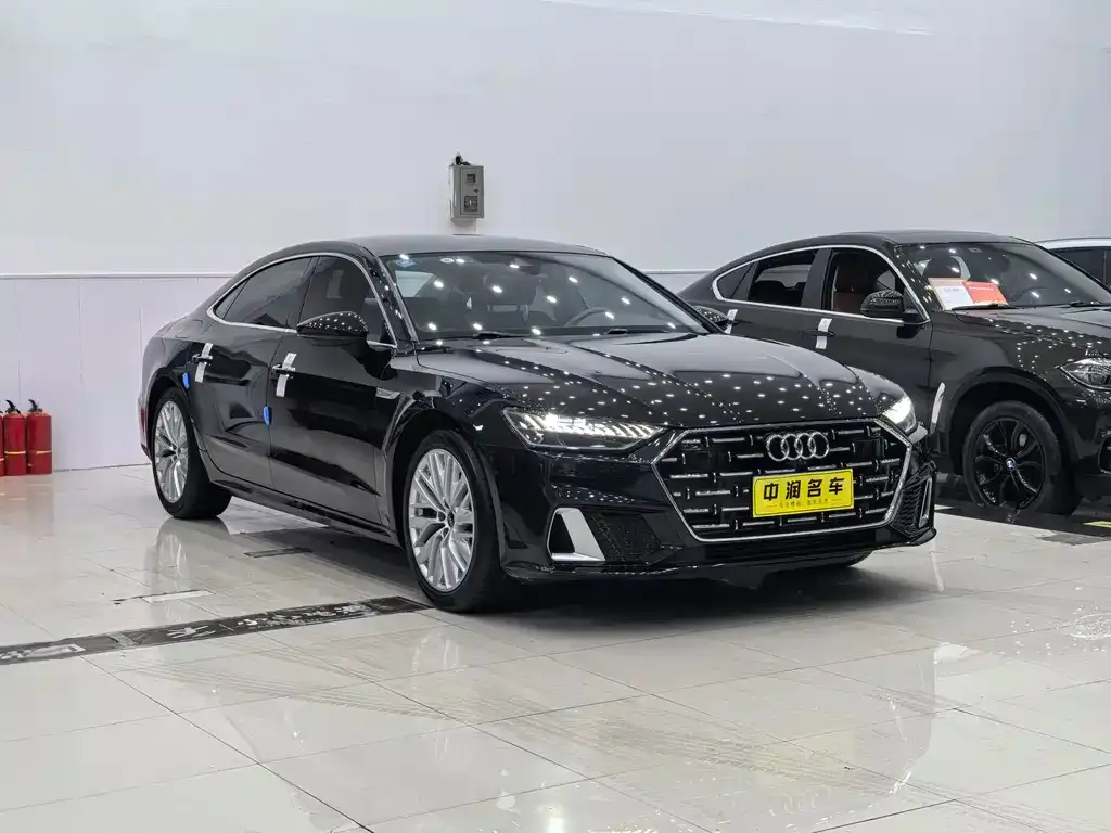 Audi A7L 2023 из CN, фото 3