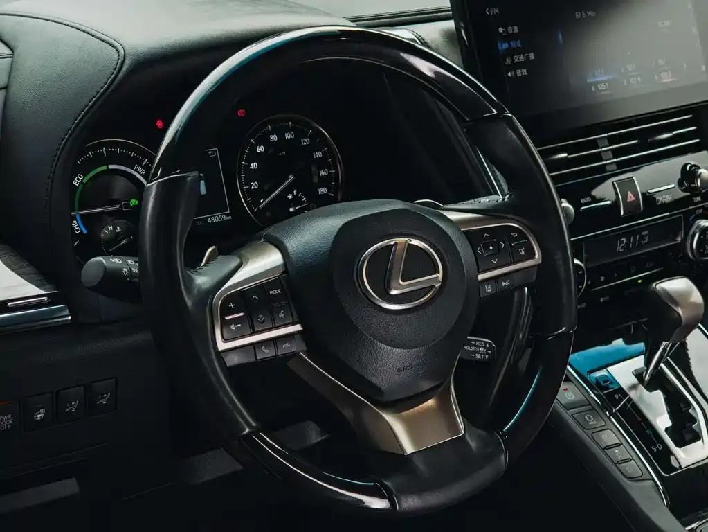 Lexus LM 2023 из CN, фото 9