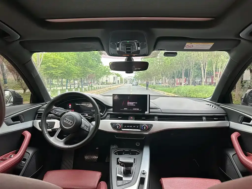 Audi A4L 2022 из CN, фото 2