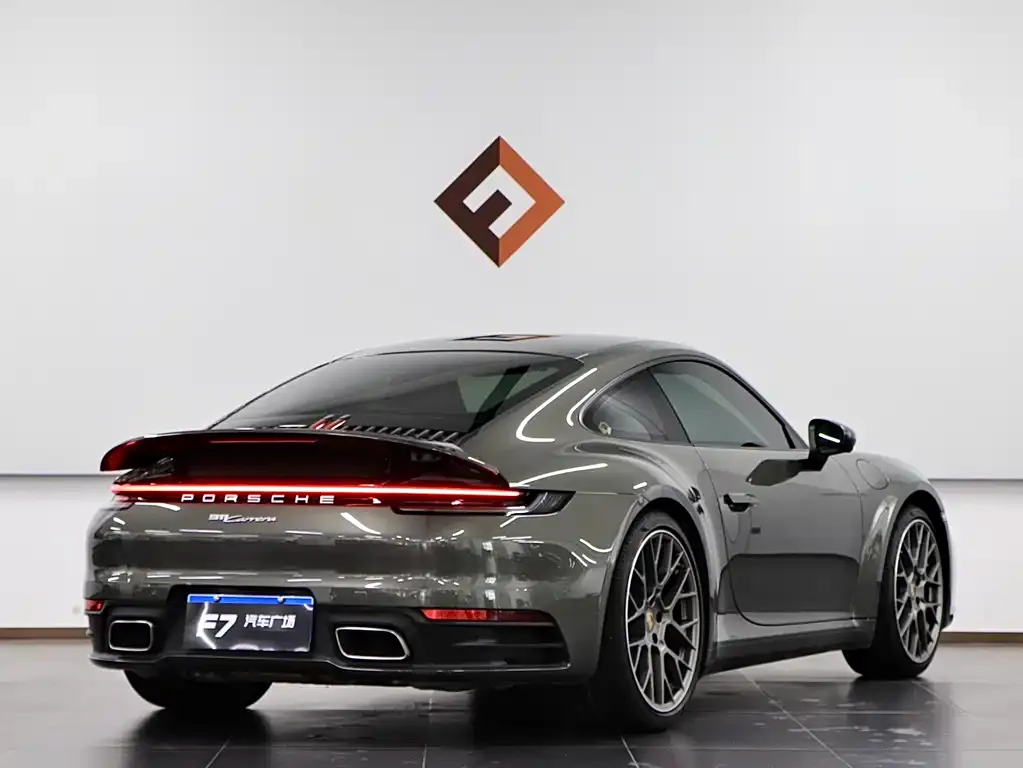 Porsche 911 2022 из CN, фото 2