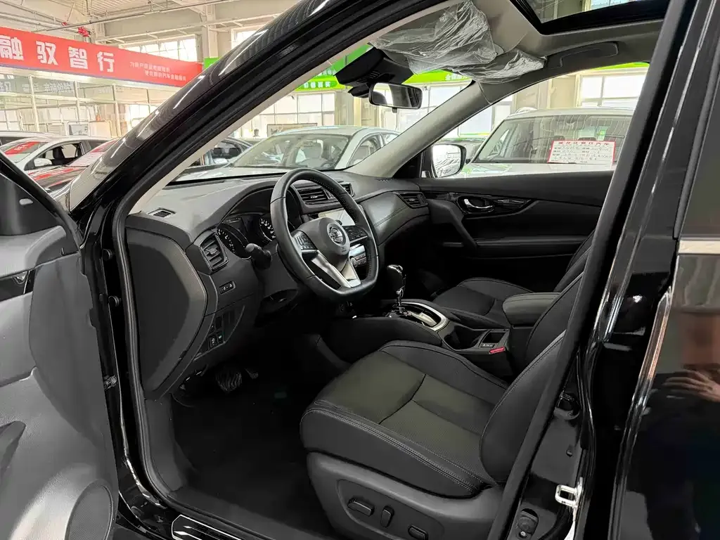 Nissan X-Trail 2025 из CN, фото 8