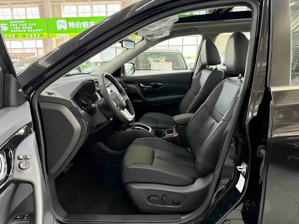 Nissan X-Trail 2025 из CN, фото 6