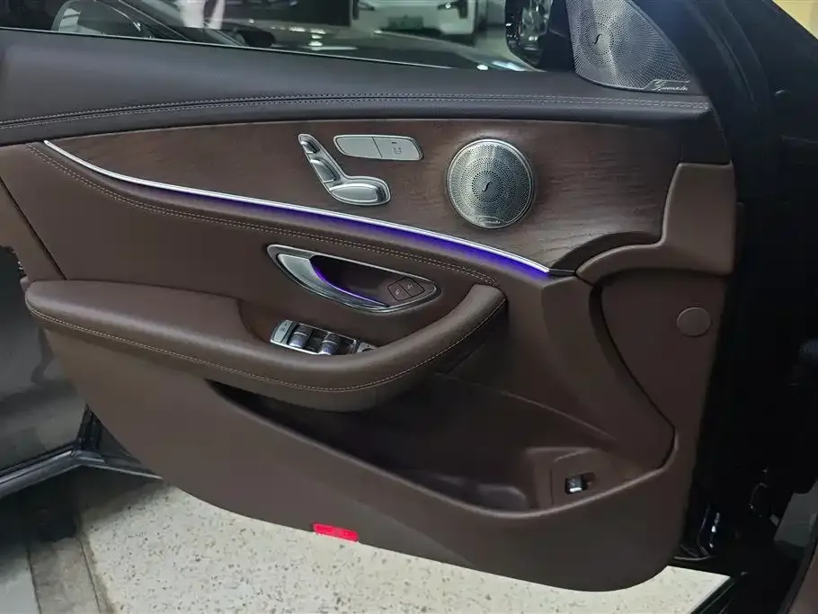 Mercedes-Benz E-Class 2022 из CN, фото 4