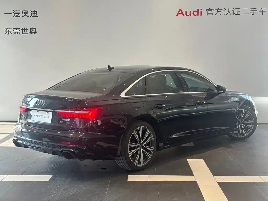 Audi A6L 2024 из CN, фото 9
