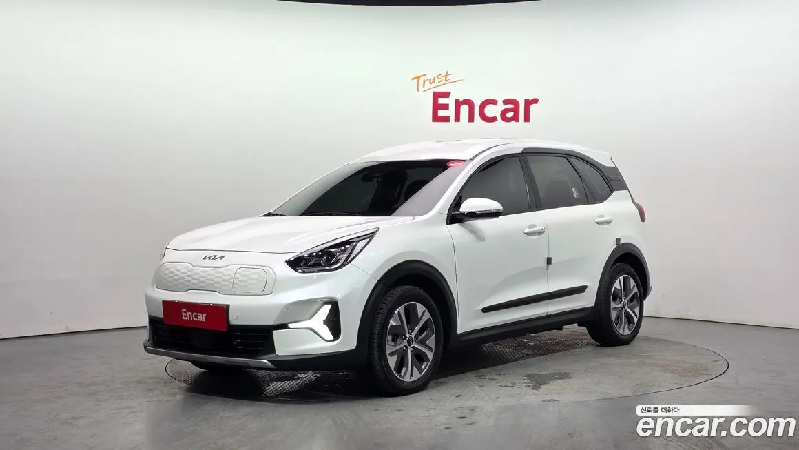 Kia Niro 2023 из KR, фото 1