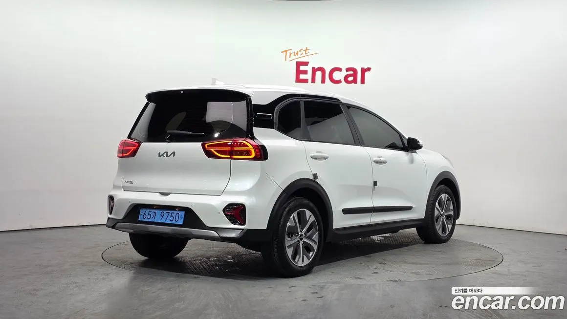 Kia Niro 2023 из KR, фото 9