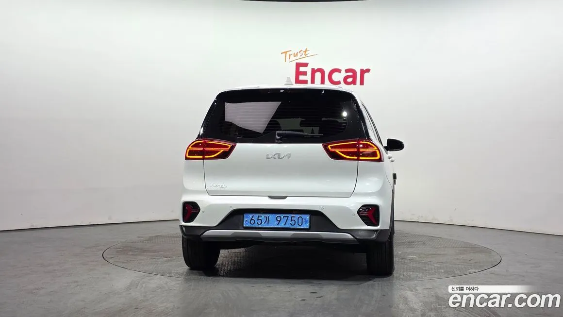 Kia Niro 2023 из KR, фото 3