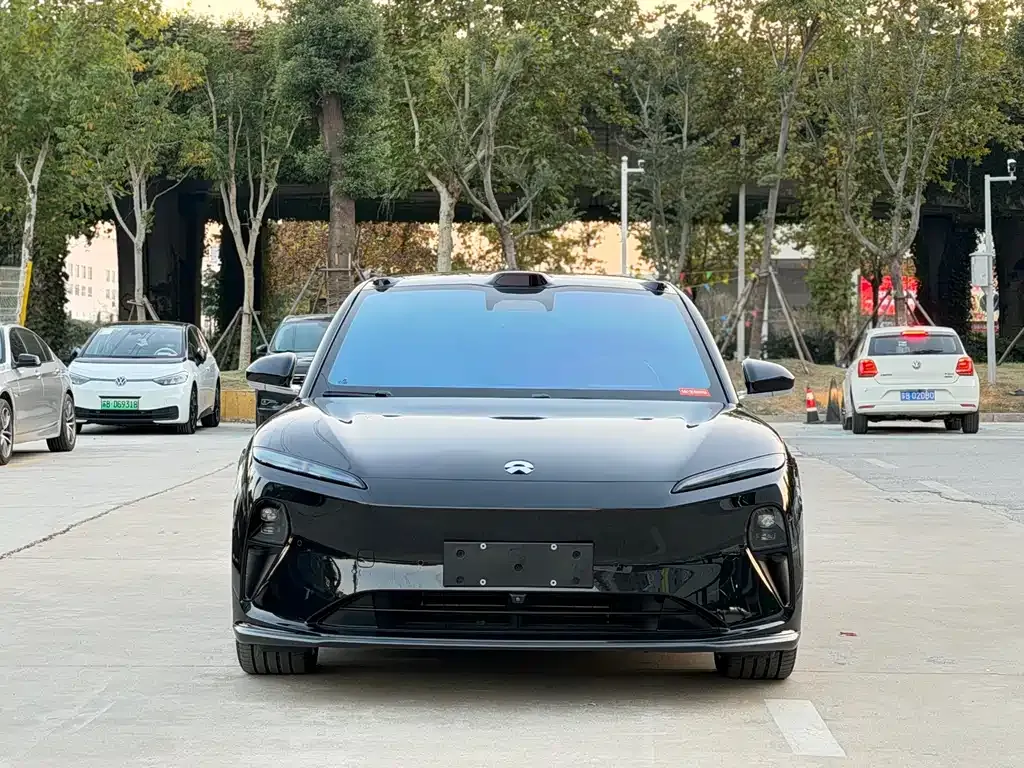 NIO ET5T — фото 10