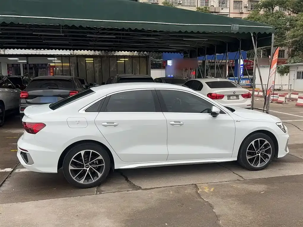 Audi A3 2022 из CN, фото 3