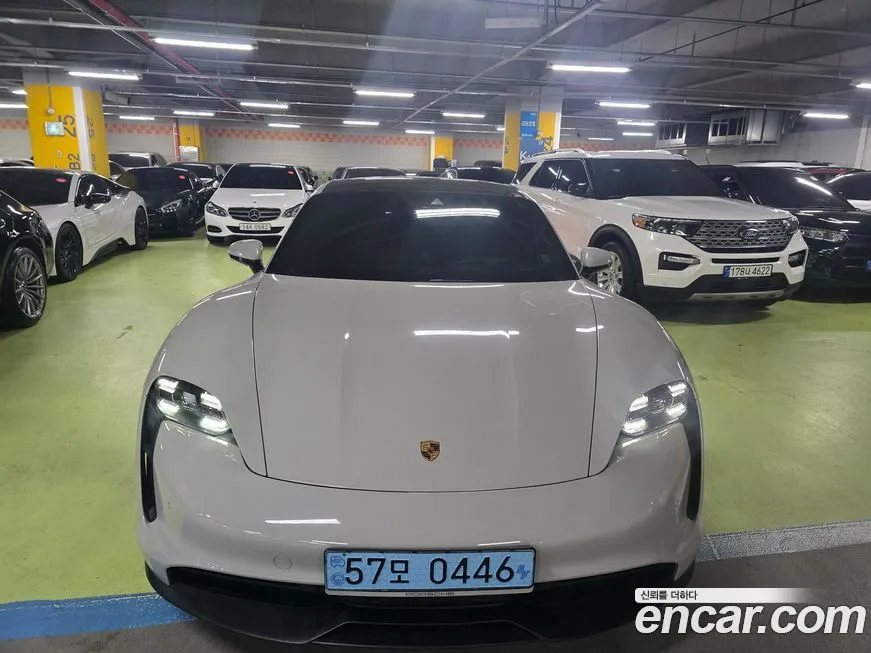 Porsche Taycan 2022 из KR, фото 1