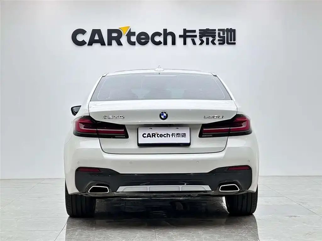 BMW 5 Series 2022 из CN, фото 2