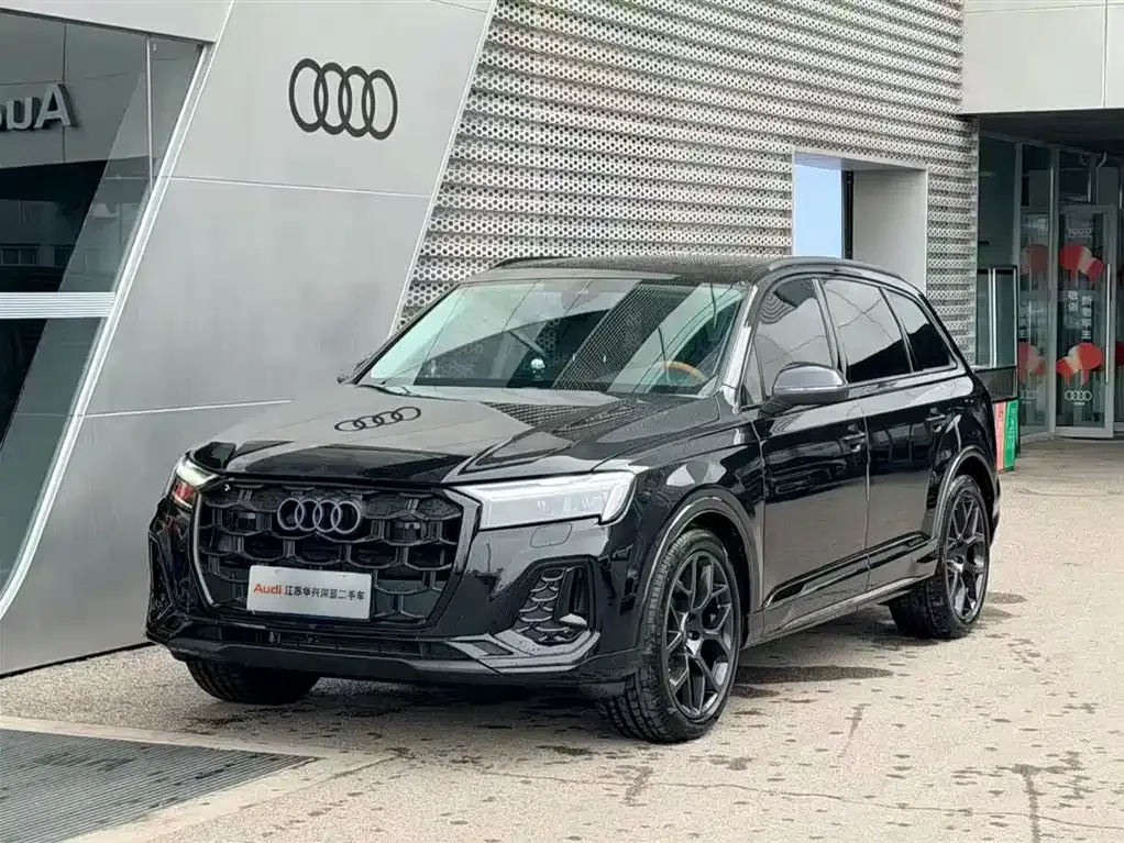Audi Q7 2025 из CN, фото 1