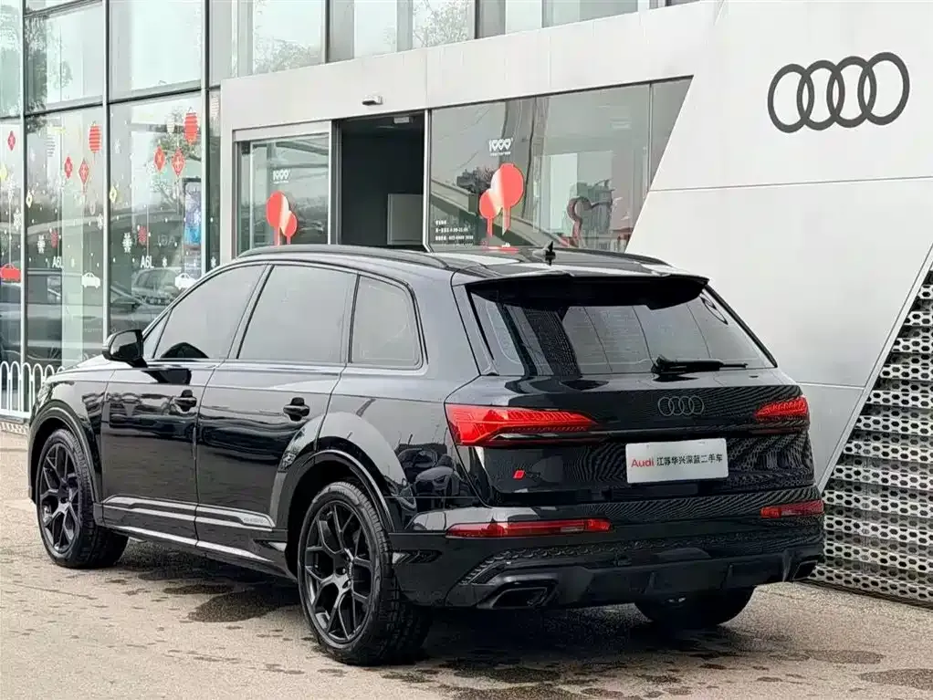 Audi Q7 2025 из CN, фото 8