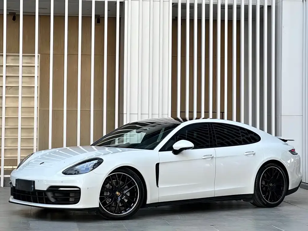 Porsche Panamera 2022 из CN, фото 1