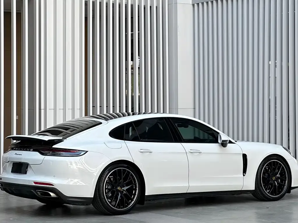 Porsche Panamera 2022 из CN, фото 3