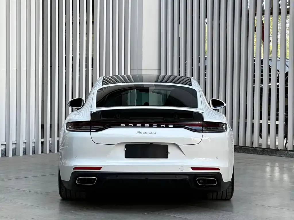 Porsche Panamera 2022 из CN, фото 7