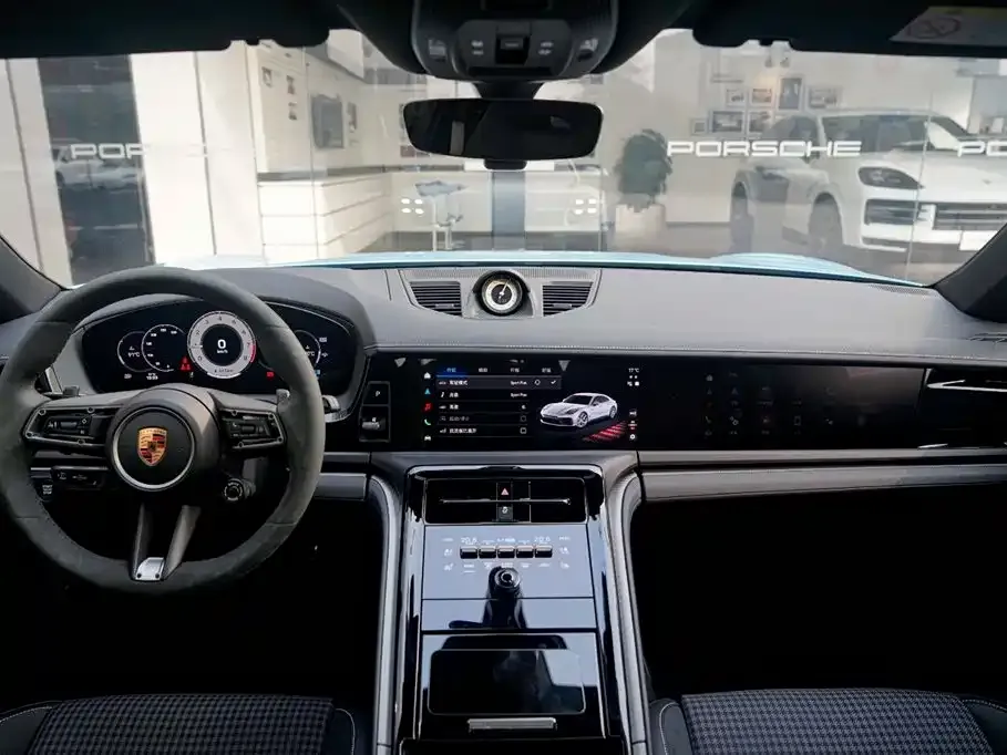 Porsche Panamera 2025 из CN, фото 9