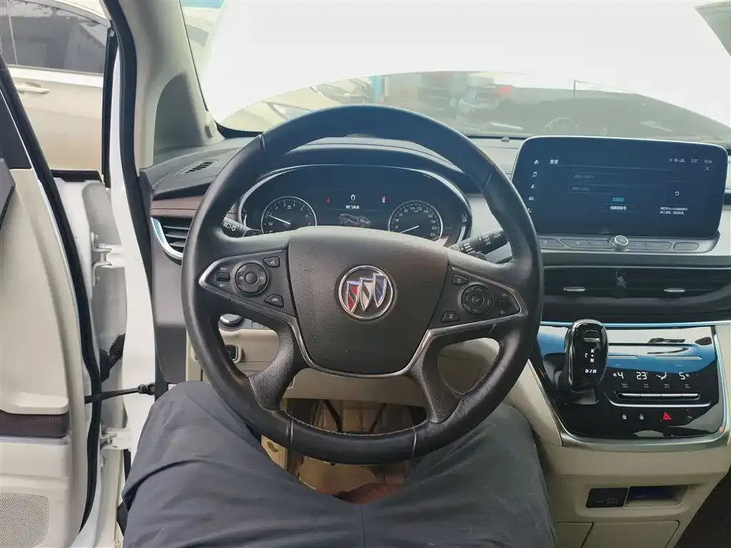 Buick GL8 2022 из CN, фото 5