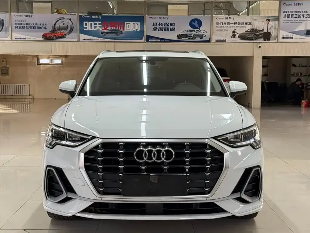 Audi Q3 2021 из CN, фото 3