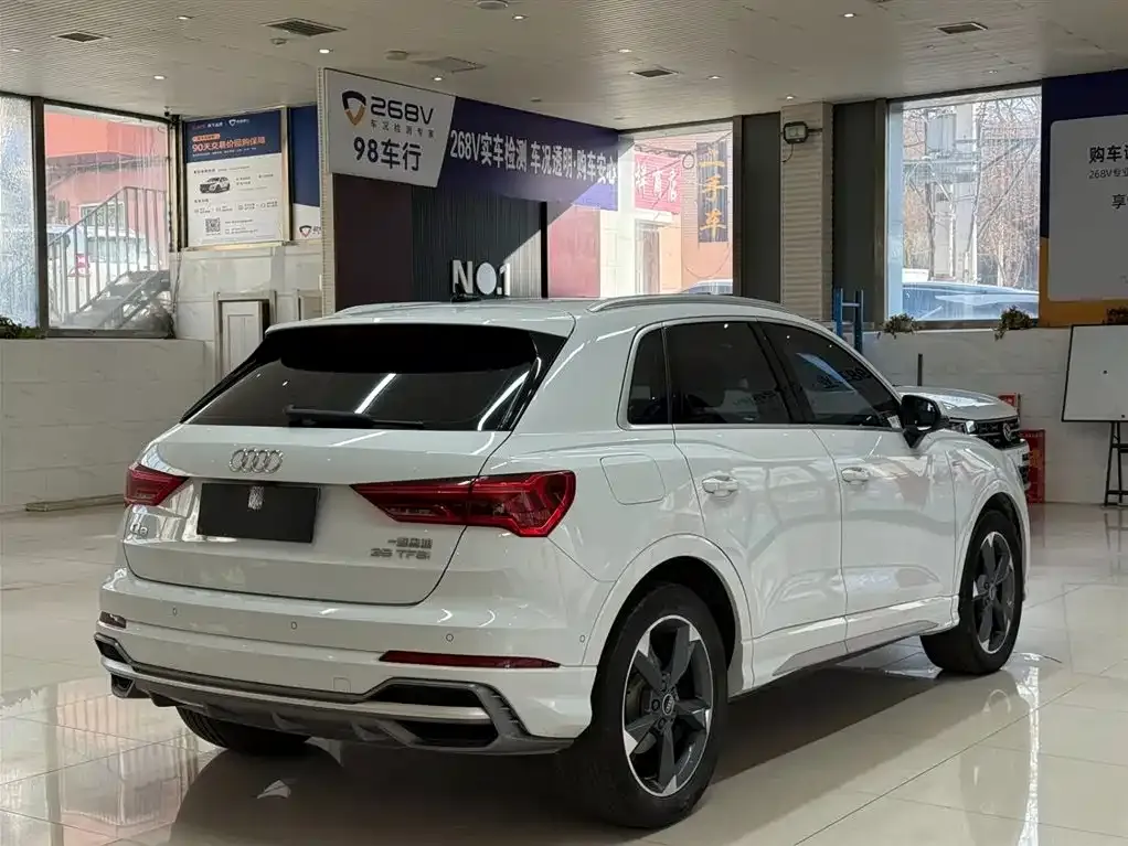 Audi Q3 2021 из CN, фото 10