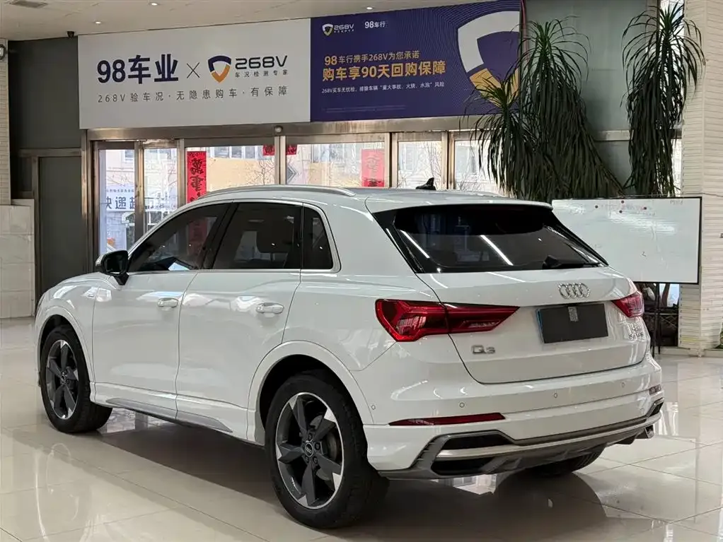 Audi Q3 2021 из CN, фото 8