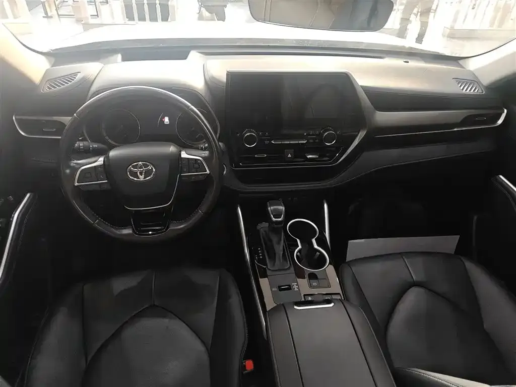 Toyota Highlander 2022 из CN, фото 2