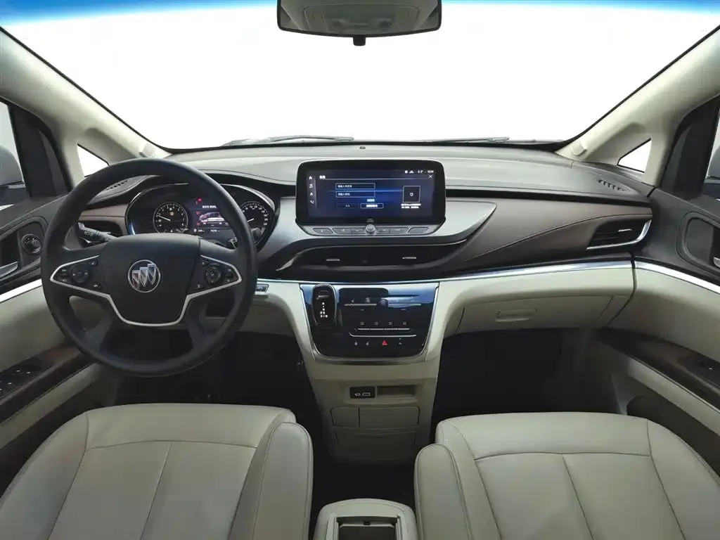 Buick GL8 2023 из CN, фото 2