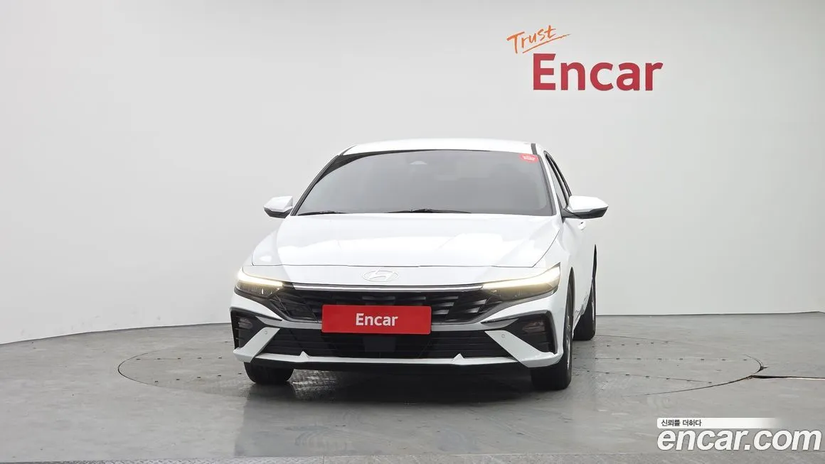 Hyundai AVANTE — фото 3
