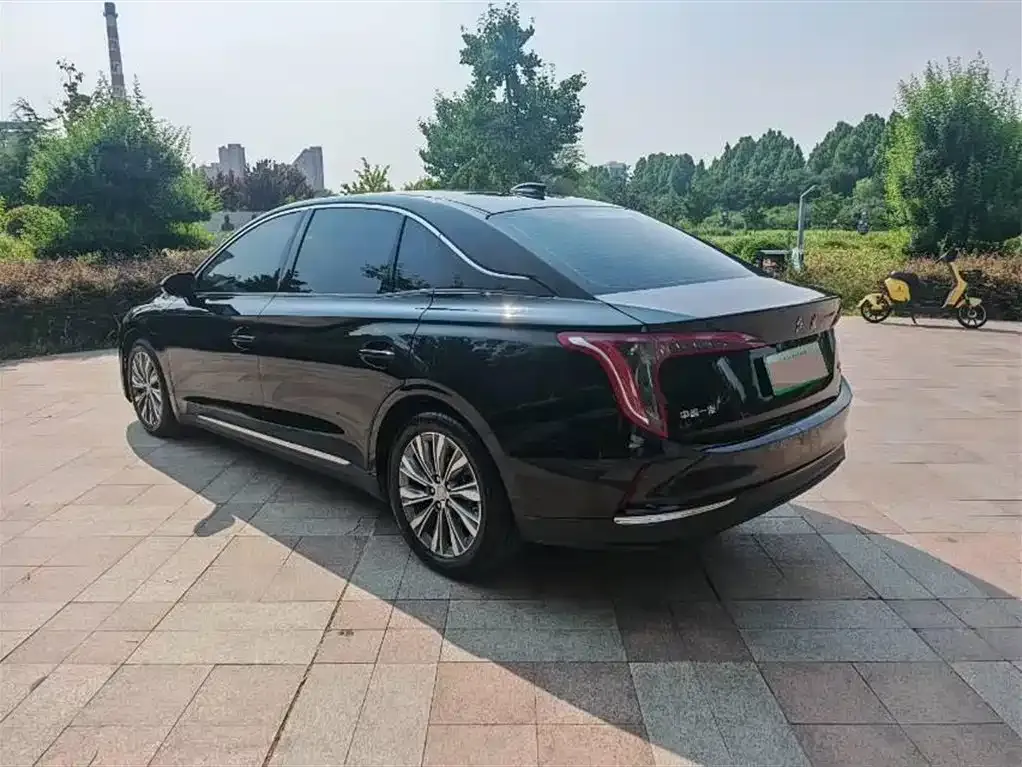 Hongqi E-QM5 2023 из CN, фото 8