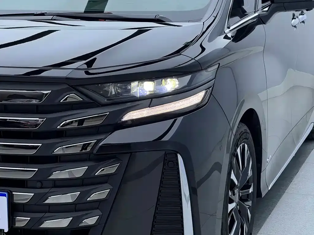 Toyota Vellfire 2025 из CN, фото 9