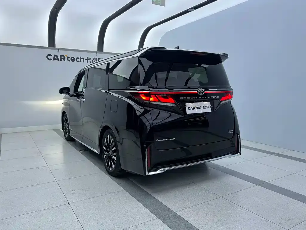 Toyota Vellfire 2025 из CN, фото 8