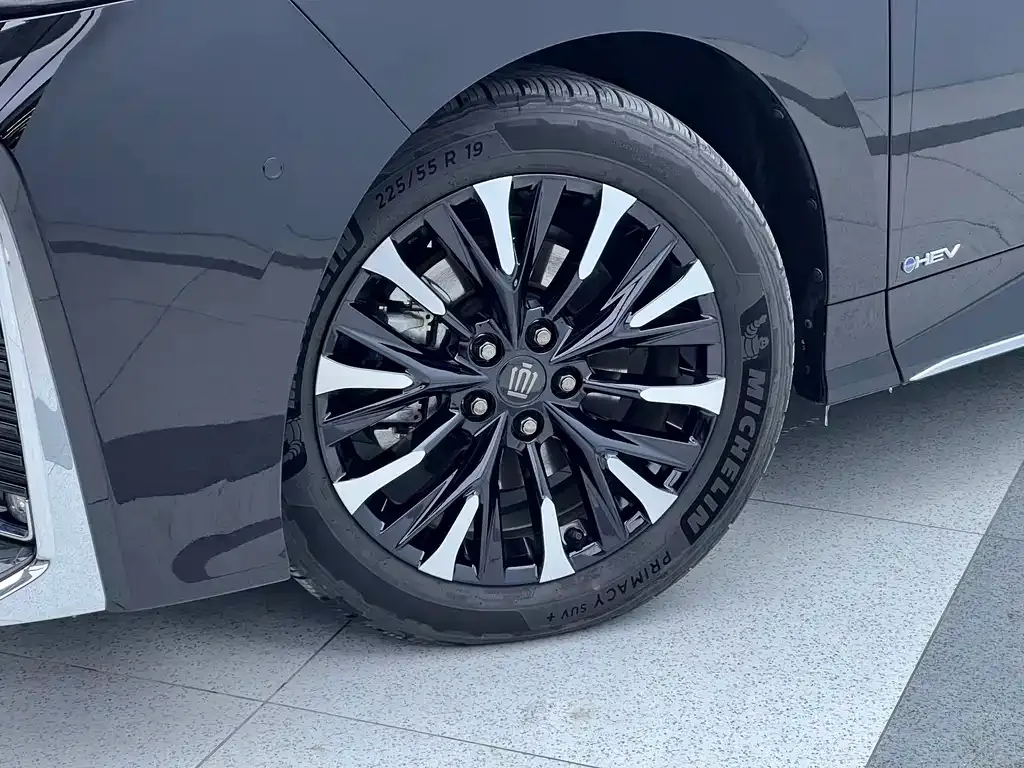 Toyota Vellfire 2025 из CN, фото 10