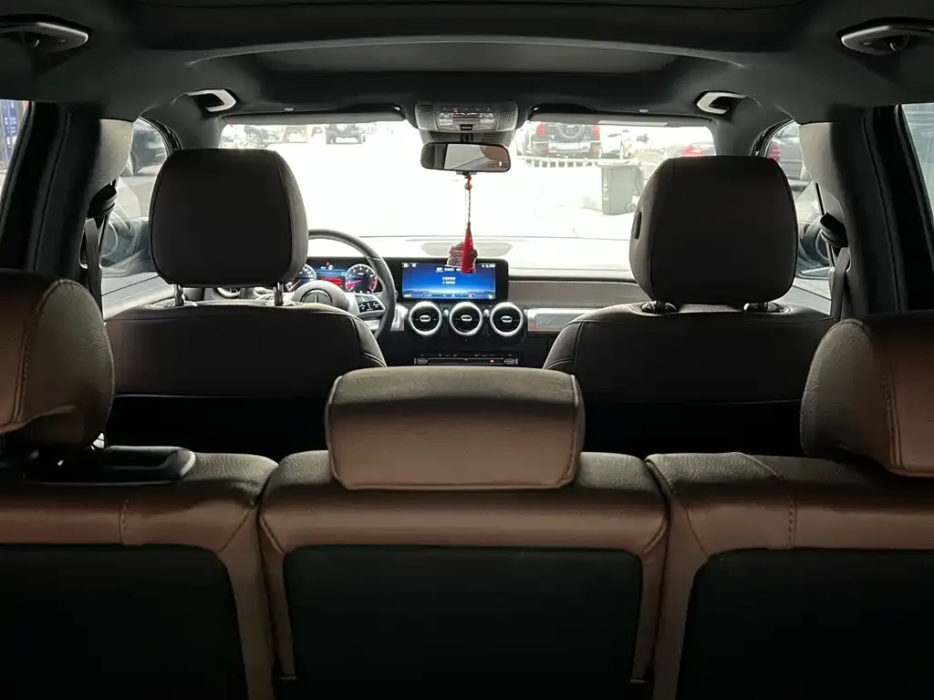 Mercedes-Benz GLB 2023 из CN, фото 2