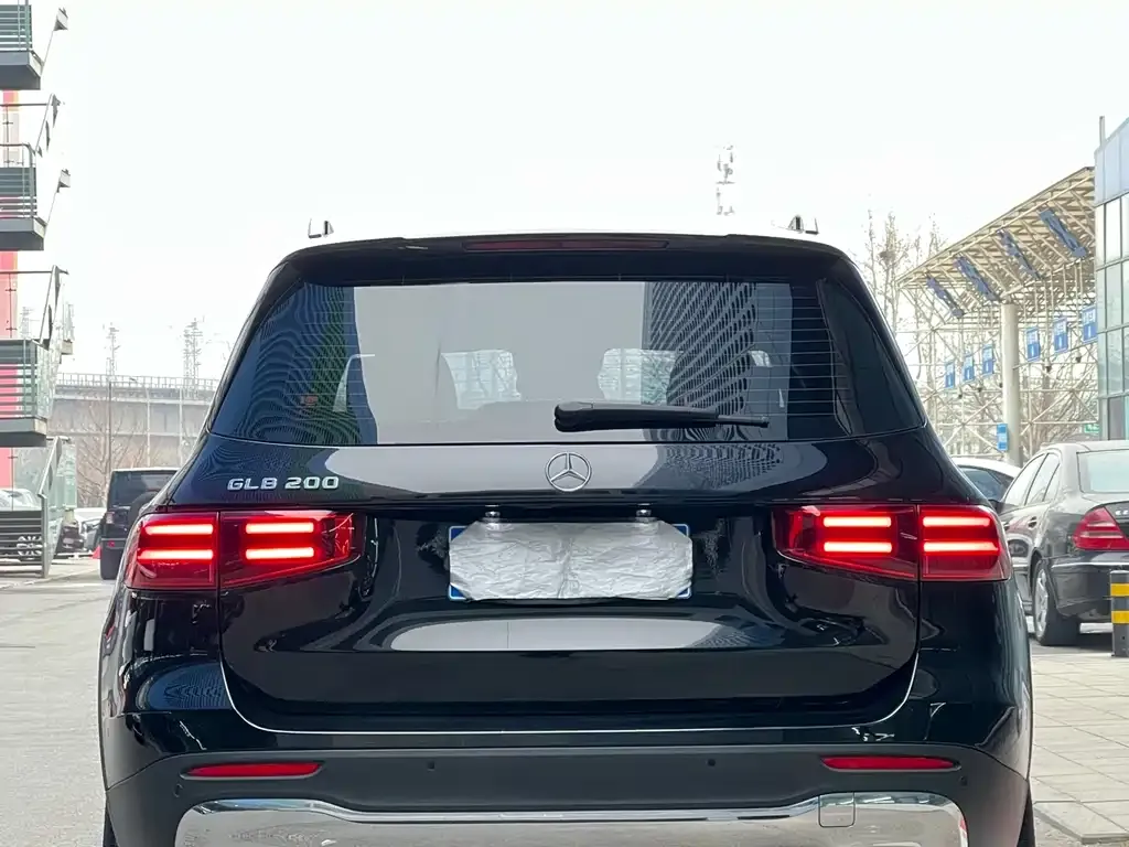 Mercedes-Benz GLB 2023 из CN, фото 7