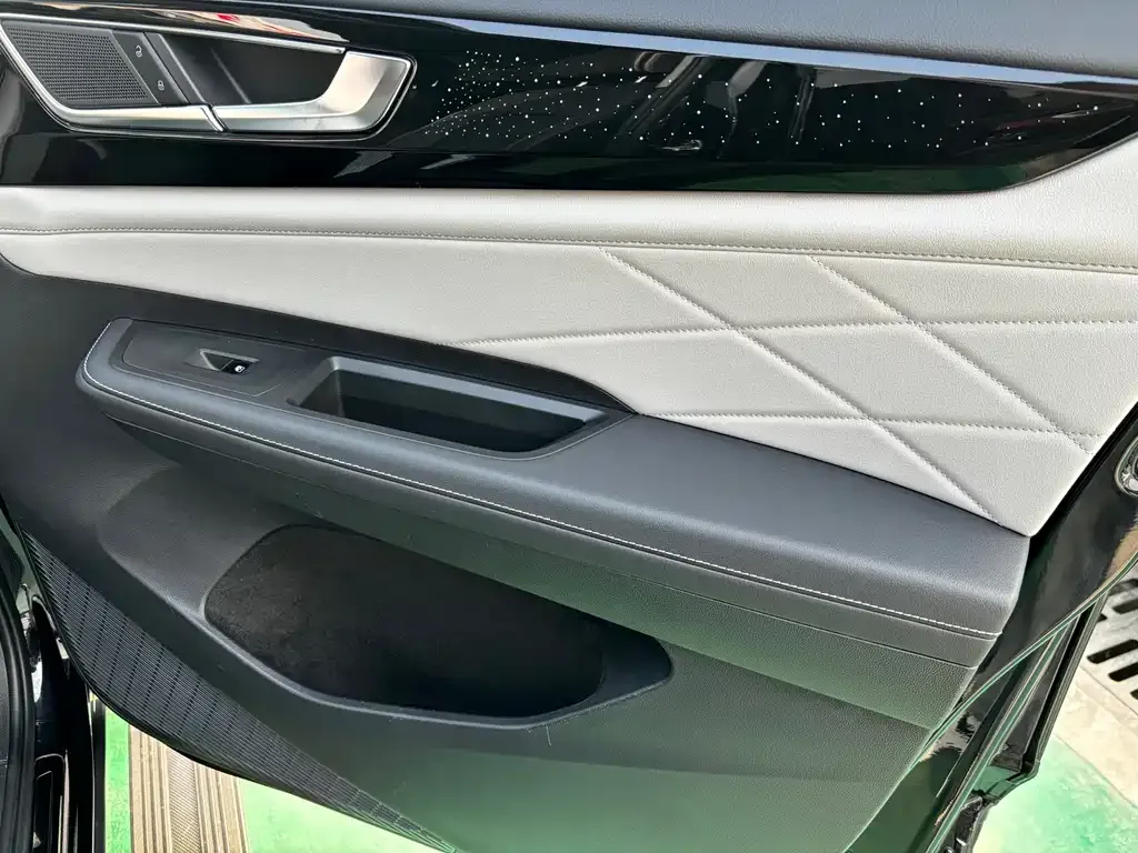 Volkswagen Teramont 2023 из CN, фото 6