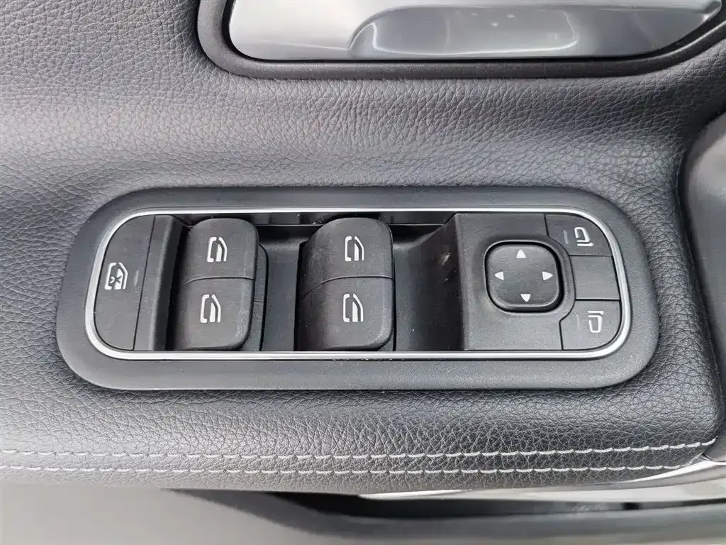 Mercedes-Benz A-Class 2021 из CN, фото 10