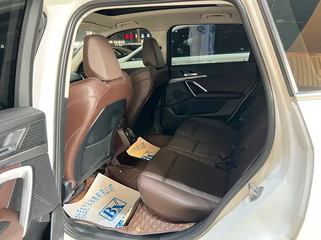 BMW X1 2024 из CN, фото 5