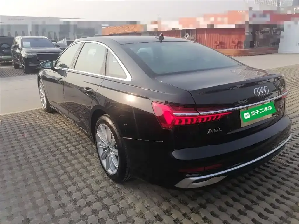 Audi A6L 2024 из CN, фото 4