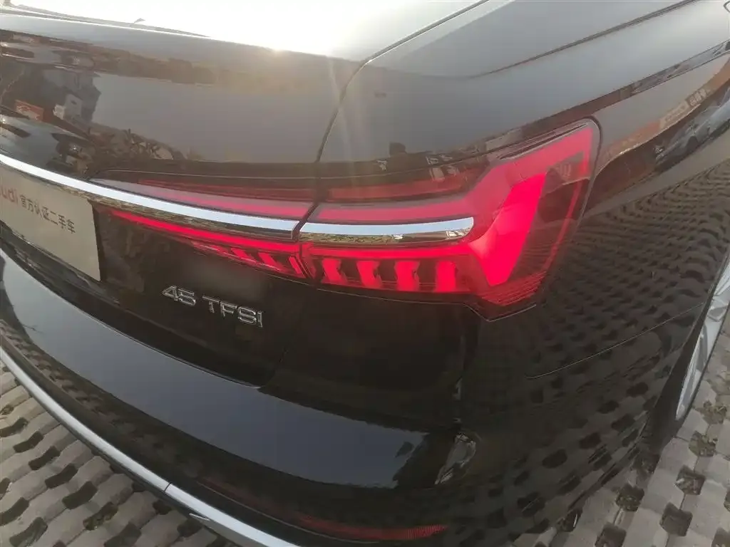Audi A6L 2024 из CN, фото 6