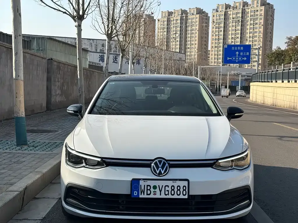 Volkswagen Golf 2022 из CN, фото 10