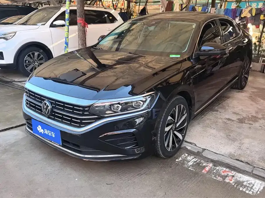 Volkswagen Passat 2023 из CN, фото 1