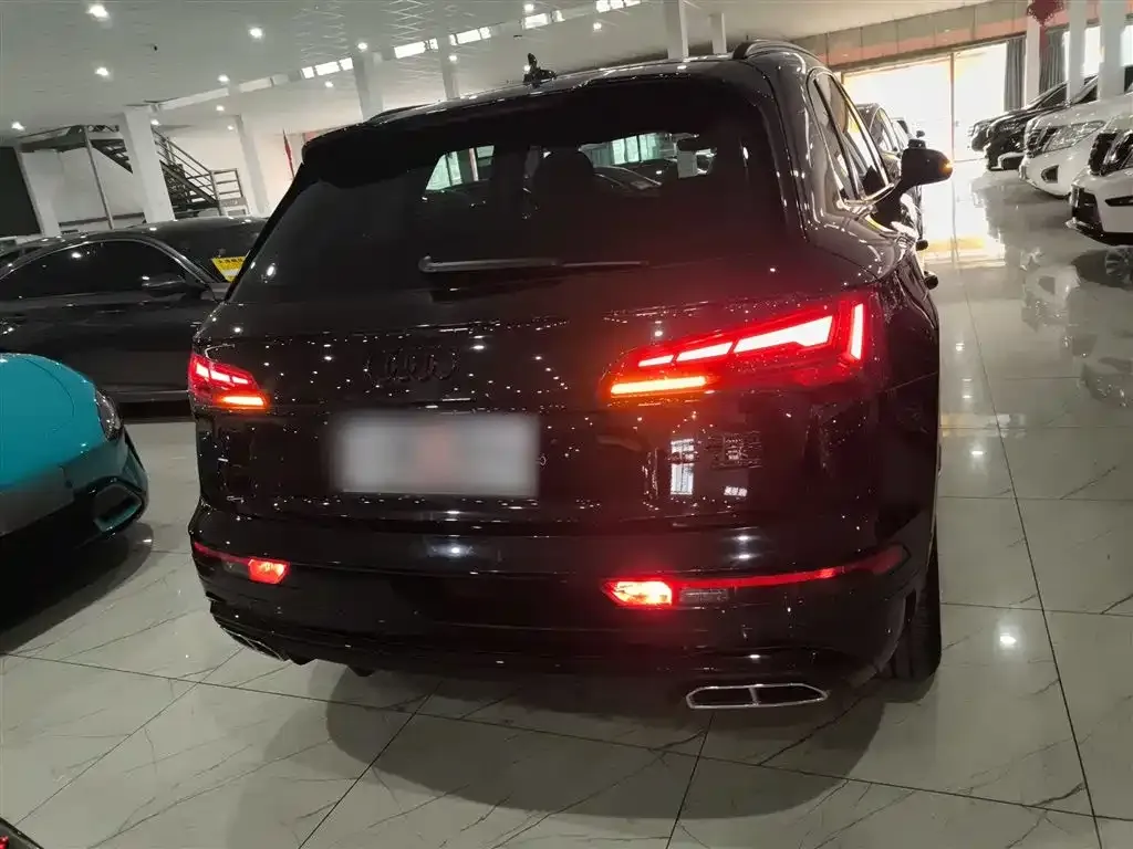 Audi Q5L 2021 из CN, фото 7