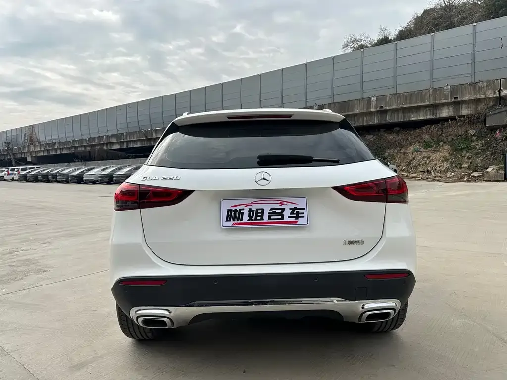 Mercedes-Benz GLA 2023 из CN, фото 8