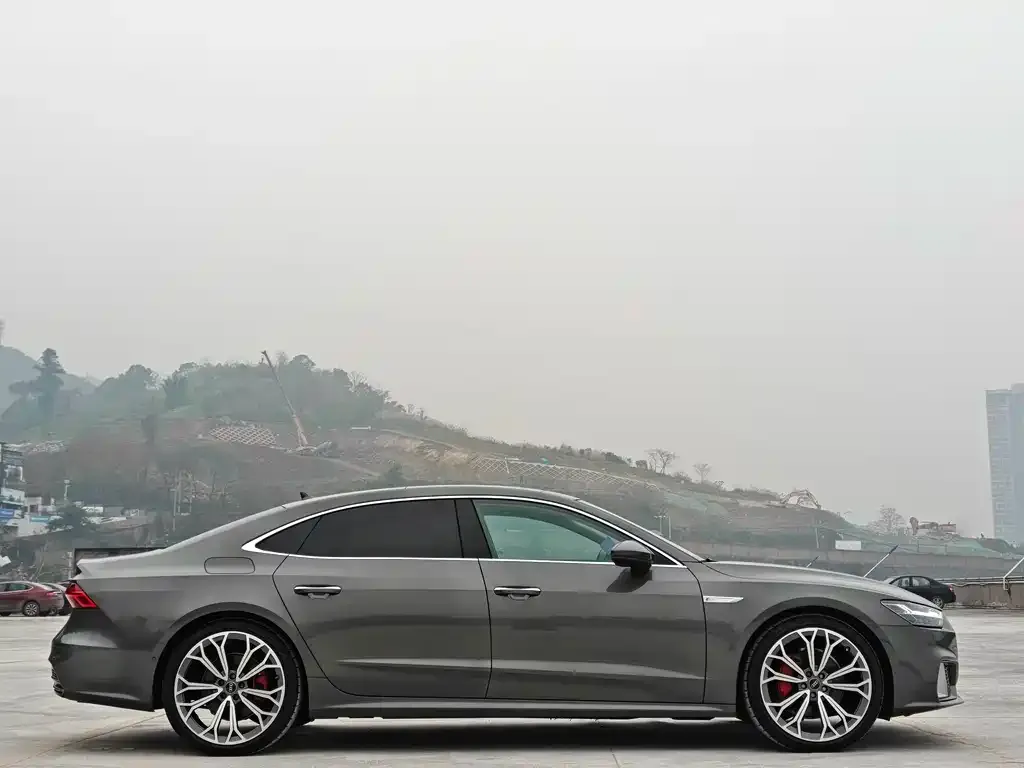 Audi A7L 2026 из CN, фото 8